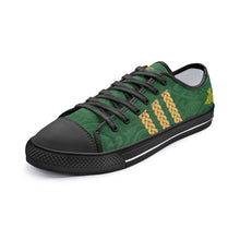 Load image into Gallery viewer, Claddagh Love Low Top Canvas Shoes