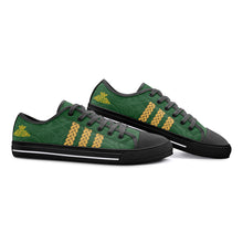 Load image into Gallery viewer, Claddagh Love Low Top Canvas Shoes