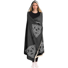 Load image into Gallery viewer, Celtic Knot Premium Sherpa Hooded Blanket B-W - Urban Celt