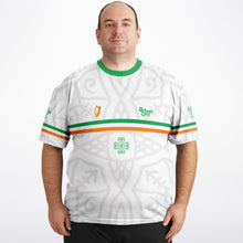 Load image into Gallery viewer, Urban Celt Plus Size Eire 32 Jersey - Urban Celt