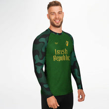 Load image into Gallery viewer, Irish Republic Men&#39;s Rashguard
