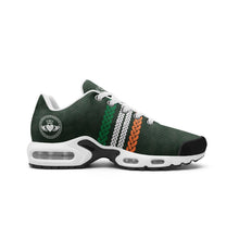 Load image into Gallery viewer, Claddagh Tricolour Mesh-Flex Sneakers
