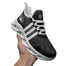 Load image into Gallery viewer, Urban Claddagh Mesh Knit Sneakers
