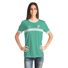 Load image into Gallery viewer, Celtic Irish Geen &amp; White Jersey
